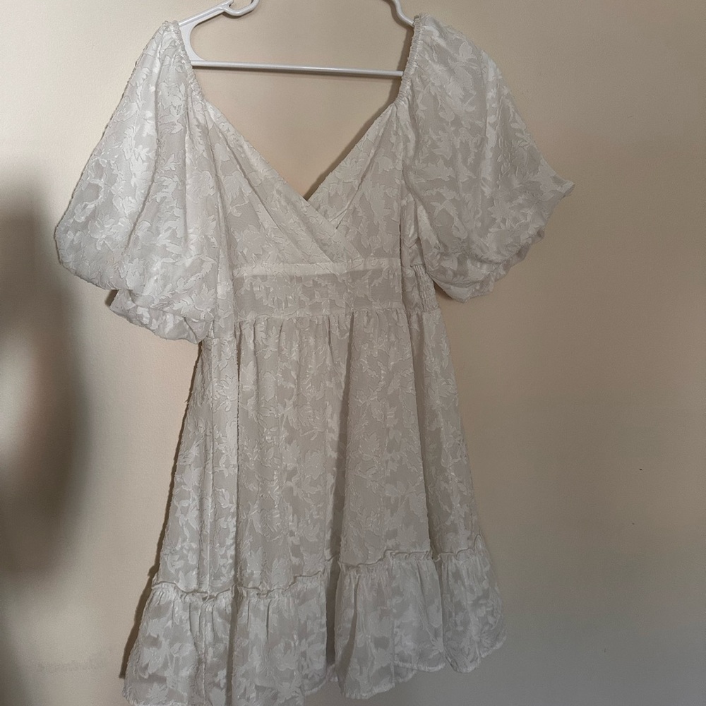 3/$30 ✨ Elegant White Mini Dress